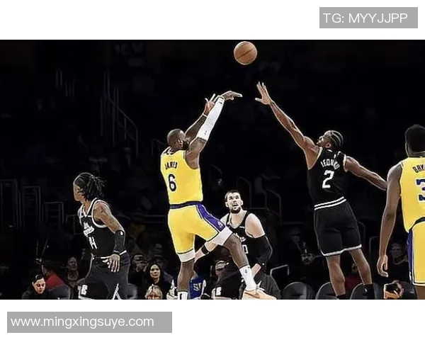 腾讯NBA精彩对决国王队挑战湖人队谁能赢得胜利