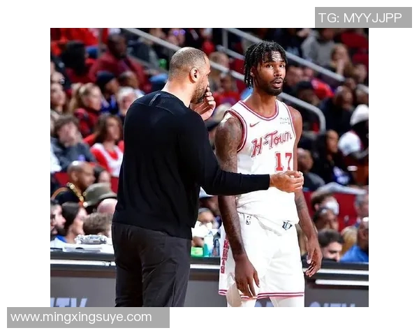 2019年休斯顿火箭与雄鹿的精彩对决回顾与分析