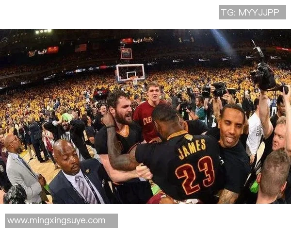 勇士与骑士2017年总决赛巅峰对决回顾与精彩瞬间分析