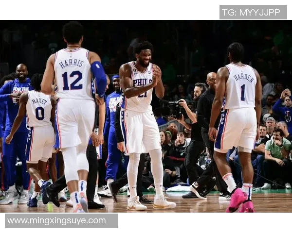 快船与老鹰激战正酣比分直播实时更新精彩瞬间尽在掌握