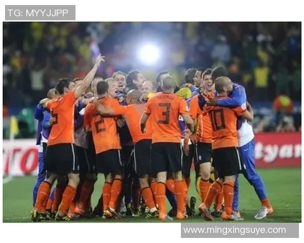 巴厘联与斯乐门的激烈对决揭示足球战术与团队协作的重要性