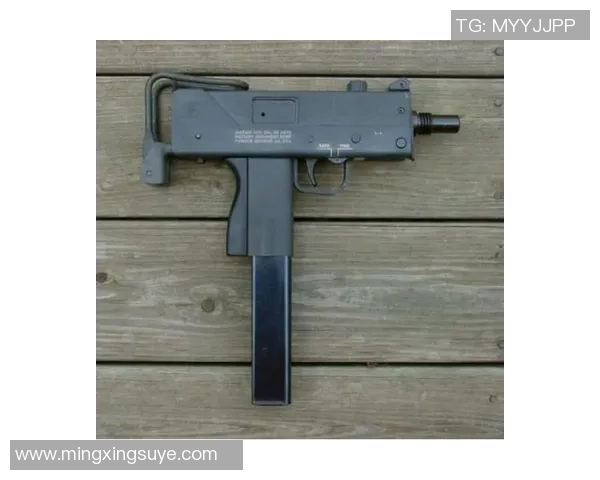 深度对话：黄芳如何在CSGO中逆风翻盘与成长的故事